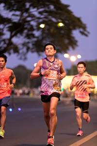 BIB: 956, 504
                            <button type="button" onclick="openModal(11326796)" class="btn btn-primary btn-sm float-right btn-popup" data-toggle="modal" data-target=".modal-high-quality">
                        <i class="fas fa-shopping-cart"></i> Add to Cart
                    </button>
                                            <button type="button" onclick="isThisMe(11326796, true)" class="btn btn-success btn-sm float-right btn-popup btn-isme hidden" data-toggle="tooltip" data-placement="bottom" title="นี่คือรูปของคุณใช่ไหม คลิกที่นี่เพื่อเอาเข้าอัลบั้ม">
                        <i class="fas fa-plus"></i> Add to album
                    </button>
                    <button type="button" onclick="isThisMe(11326796, false)" class="btn btn-warning btn-sm float-right btn-popup btn-isnotme hidden">
                        <i class="fas fa-ban"></i> Remove from album
                    </button>
