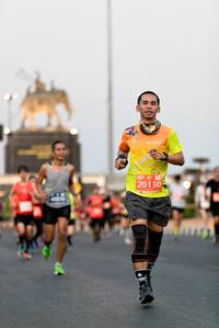 BIB: 20130
                            <button type="button" onclick="openModal(12052982)" class="btn btn-primary btn-sm float-right btn-popup" data-toggle="modal" data-target=".modal-high-quality">
                        <i class="fas fa-shopping-cart"></i> Add to Cart
                    </button>
                                            <button type="button" onclick="isThisMe(12052982, true)" class="btn btn-success btn-sm float-right btn-popup btn-isme hidden" data-toggle="tooltip" data-placement="bottom" title="นี่คือรูปของคุณใช่ไหม คลิกที่นี่เพื่อเอาเข้าอัลบั้ม">
                        <i class="fas fa-plus"></i> Add to album
                    </button>
                    <button type="button" onclick="isThisMe(12052982, false)" class="btn btn-warning btn-sm float-right btn-popup btn-isnotme hidden">
                        <i class="fas fa-ban"></i> Remove from album
                    </button>