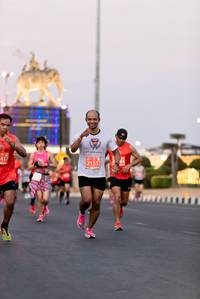 BIB: 417, 2133
                            <button type="button" onclick="openModal(12021152)" class="btn btn-primary btn-sm float-right btn-popup" data-toggle="modal" data-target=".modal-high-quality">
                        <i class="fas fa-shopping-cart"></i> Add to Cart
                    </button>
                                            <button type="button" onclick="isThisMe(12021152, true)" class="btn btn-success btn-sm float-right btn-popup btn-isme hidden" data-toggle="tooltip" data-placement="bottom" title="นี่คือรูปของคุณใช่ไหม คลิกที่นี่เพื่อเอาเข้าอัลบั้ม">
                        <i class="fas fa-plus"></i> Add to album
                    </button>
                    <button type="button" onclick="isThisMe(12021152, false)" class="btn btn-warning btn-sm float-right btn-popup btn-isnotme hidden">
                        <i class="fas fa-ban"></i> Remove from album
                    </button>