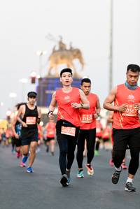 BIB: 0567, 21529, 26220
                            <button type="button" onclick="openModal(12058766)" class="btn btn-primary btn-sm float-right btn-popup" data-toggle="modal" data-target=".modal-high-quality">
                        <i class="fas fa-shopping-cart"></i> Add to Cart
                    </button>
                                            <button type="button" onclick="isThisMe(12058766, true)" class="btn btn-success btn-sm float-right btn-popup btn-isme hidden" data-toggle="tooltip" data-placement="bottom" title="นี่คือรูปของคุณใช่ไหม คลิกที่นี่เพื่อเอาเข้าอัลบั้ม">
                        <i class="fas fa-plus"></i> Add to album
                    </button>
                    <button type="button" onclick="isThisMe(12058766, false)" class="btn btn-warning btn-sm float-right btn-popup btn-isnotme hidden">
                        <i class="fas fa-ban"></i> Remove from album
                    </button>