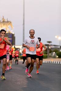 BIB: 0417, 21332, 20164
                            <button type="button" onclick="openModal(12021291)" class="btn btn-primary btn-sm float-right btn-popup" data-toggle="modal" data-target=".modal-high-quality">
                        <i class="fas fa-shopping-cart"></i> Add to Cart
                    </button>
                                            <button type="button" onclick="isThisMe(12021291, true)" class="btn btn-success btn-sm float-right btn-popup btn-isme hidden" data-toggle="tooltip" data-placement="bottom" title="นี่คือรูปของคุณใช่ไหม คลิกที่นี่เพื่อเอาเข้าอัลบั้ม">
                        <i class="fas fa-plus"></i> Add to album
                    </button>
                    <button type="button" onclick="isThisMe(12021291, false)" class="btn btn-warning btn-sm float-right btn-popup btn-isnotme hidden">
                        <i class="fas fa-ban"></i> Remove from album
                    </button>