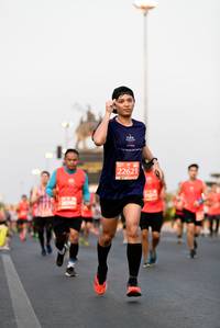 BIB: 22621
                            <button type="button" onclick="openModal(12091149)" class="btn btn-primary btn-sm float-right btn-popup" data-toggle="modal" data-target=".modal-high-quality">
                        <i class="fas fa-shopping-cart"></i> Add to Cart
                    </button>
                                            <button type="button" onclick="isThisMe(12091149, true)" class="btn btn-success btn-sm float-right btn-popup btn-isme hidden" data-toggle="tooltip" data-placement="bottom" title="นี่คือรูปของคุณใช่ไหม คลิกที่นี่เพื่อเอาเข้าอัลบั้ม">
                        <i class="fas fa-plus"></i> Add to album
                    </button>
                    <button type="button" onclick="isThisMe(12091149, false)" class="btn btn-warning btn-sm float-right btn-popup btn-isnotme hidden">
                        <i class="fas fa-ban"></i> Remove from album
                    </button>