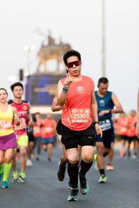 BIB: 25901
                            <button type="button" onclick="openModal(12086113)" class="btn btn-primary btn-sm float-right btn-popup" data-toggle="modal" data-target=".modal-high-quality">
                        <i class="fas fa-shopping-cart"></i> Add to Cart
                    </button>
                                            <button type="button" onclick="isThisMe(12086113, true)" class="btn btn-success btn-sm float-right btn-popup btn-isme hidden" data-toggle="tooltip" data-placement="bottom" title="นี่คือรูปของคุณใช่ไหม คลิกที่นี่เพื่อเอาเข้าอัลบั้ม">
                        <i class="fas fa-plus"></i> Add to album
                    </button>
                    <button type="button" onclick="isThisMe(12086113, false)" class="btn btn-warning btn-sm float-right btn-popup btn-isnotme hidden">
                        <i class="fas fa-ban"></i> Remove from album
                    </button>