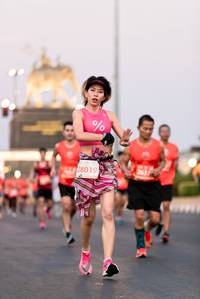 BIB: 28019
                            <button type="button" onclick="openModal(12021528)" class="btn btn-primary btn-sm float-right btn-popup" data-toggle="modal" data-target=".modal-high-quality">
                        <i class="fas fa-shopping-cart"></i> Add to Cart
                    </button>
                                            <button type="button" onclick="isThisMe(12021528, true)" class="btn btn-success btn-sm float-right btn-popup btn-isme hidden" data-toggle="tooltip" data-placement="bottom" title="นี่คือรูปของคุณใช่ไหม คลิกที่นี่เพื่อเอาเข้าอัลบั้ม">
                        <i class="fas fa-plus"></i> Add to album
                    </button>
                    <button type="button" onclick="isThisMe(12021528, false)" class="btn btn-warning btn-sm float-right btn-popup btn-isnotme hidden">
                        <i class="fas fa-ban"></i> Remove from album
                    </button>