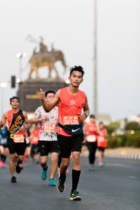 BIB: 201, 2054
                            <button type="button" onclick="openModal(12089131)" class="btn btn-primary btn-sm float-right btn-popup" data-toggle="modal" data-target=".modal-high-quality">
                        <i class="fas fa-shopping-cart"></i> Add to Cart
                    </button>
                                            <button type="button" onclick="isThisMe(12089131, true)" class="btn btn-success btn-sm float-right btn-popup btn-isme hidden" data-toggle="tooltip" data-placement="bottom" title="นี่คือรูปของคุณใช่ไหม คลิกที่นี่เพื่อเอาเข้าอัลบั้ม">
                        <i class="fas fa-plus"></i> Add to album
                    </button>
                    <button type="button" onclick="isThisMe(12089131, false)" class="btn btn-warning btn-sm float-right btn-popup btn-isnotme hidden">
                        <i class="fas fa-ban"></i> Remove from album
                    </button>