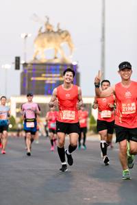 BIB: 21984, 42136, 21880
                            <button type="button" onclick="openModal(12026872)" class="btn btn-primary btn-sm float-right btn-popup" data-toggle="modal" data-target=".modal-high-quality">
                        <i class="fas fa-shopping-cart"></i> Add to Cart
                    </button>
                                            <button type="button" onclick="isThisMe(12026872, true)" class="btn btn-success btn-sm float-right btn-popup btn-isme hidden" data-toggle="tooltip" data-placement="bottom" title="นี่คือรูปของคุณใช่ไหม คลิกที่นี่เพื่อเอาเข้าอัลบั้ม">
                        <i class="fas fa-plus"></i> Add to album
                    </button>
                    <button type="button" onclick="isThisMe(12026872, false)" class="btn btn-warning btn-sm float-right btn-popup btn-isnotme hidden">
                        <i class="fas fa-ban"></i> Remove from album
                    </button>