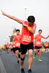 BIB: 25584
                            <button type="button" onclick="openModal(12068475)" class="btn btn-primary btn-sm float-right btn-popup" data-toggle="modal" data-target=".modal-high-quality">
                        <i class="fas fa-shopping-cart"></i> Add to Cart
                    </button>
                                            <button type="button" onclick="isThisMe(12068475, true)" class="btn btn-success btn-sm float-right btn-popup btn-isme hidden" data-toggle="tooltip" data-placement="bottom" title="นี่คือรูปของคุณใช่ไหม คลิกที่นี่เพื่อเอาเข้าอัลบั้ม">
                        <i class="fas fa-plus"></i> Add to album
                    </button>
                    <button type="button" onclick="isThisMe(12068475, false)" class="btn btn-warning btn-sm float-right btn-popup btn-isnotme hidden">
                        <i class="fas fa-ban"></i> Remove from album
                    </button>