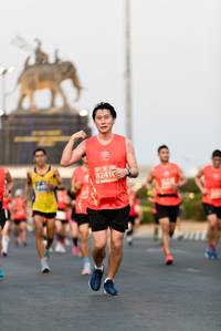 BIB: 82410
                            <button type="button" onclick="openModal(12085431)" class="btn btn-primary btn-sm float-right btn-popup" data-toggle="modal" data-target=".modal-high-quality">
                        <i class="fas fa-shopping-cart"></i> Add to Cart
                    </button>
                                            <button type="button" onclick="isThisMe(12085431, true)" class="btn btn-success btn-sm float-right btn-popup btn-isme hidden" data-toggle="tooltip" data-placement="bottom" title="นี่คือรูปของคุณใช่ไหม คลิกที่นี่เพื่อเอาเข้าอัลบั้ม">
                        <i class="fas fa-plus"></i> Add to album
                    </button>
                    <button type="button" onclick="isThisMe(12085431, false)" class="btn btn-warning btn-sm float-right btn-popup btn-isnotme hidden">
                        <i class="fas fa-ban"></i> Remove from album
                    </button>