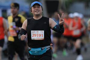 BIB: 29191
                            <button type="button" onclick="openModal(11614611)" class="btn btn-primary btn-sm float-right btn-popup" data-toggle="modal" data-target=".modal-high-quality">
                        <i class="fas fa-shopping-cart"></i> Add to Cart
                    </button>
                                            <button type="button" onclick="isThisMe(11614611, true)" class="btn btn-success btn-sm float-right btn-popup btn-isme hidden" data-toggle="tooltip" data-placement="bottom" title="นี่คือรูปของคุณใช่ไหม คลิกที่นี่เพื่อเอาเข้าอัลบั้ม">
                        <i class="fas fa-plus"></i> Add to album
                    </button>
                    <button type="button" onclick="isThisMe(11614611, false)" class="btn btn-warning btn-sm float-right btn-popup btn-isnotme hidden">
                        <i class="fas fa-ban"></i> Remove from album
                    </button>