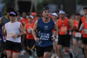 BIB: 23316, 45104
                            <button type="button" onclick="openModal(11602502)" class="btn btn-primary btn-sm float-right btn-popup" data-toggle="modal" data-target=".modal-high-quality">
                        <i class="fas fa-shopping-cart"></i> Add to Cart
                    </button>
                                            <button type="button" onclick="isThisMe(11602502, true)" class="btn btn-success btn-sm float-right btn-popup btn-isme hidden" data-toggle="tooltip" data-placement="bottom" title="นี่คือรูปของคุณใช่ไหม คลิกที่นี่เพื่อเอาเข้าอัลบั้ม">
                        <i class="fas fa-plus"></i> Add to album
                    </button>
                    <button type="button" onclick="isThisMe(11602502, false)" class="btn btn-warning btn-sm float-right btn-popup btn-isnotme hidden">
                        <i class="fas fa-ban"></i> Remove from album
                    </button>