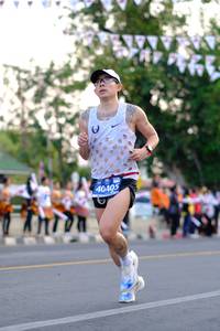 BIB: 40405
                            <button type="button" onclick="openModal(12463139)" class="btn btn-primary btn-sm float-right btn-popup" data-toggle="modal" data-target=".modal-high-quality">
                        <i class="fas fa-shopping-cart"></i> Add to Cart
                    </button>
                                            <button type="button" onclick="isThisMe(12463139, true)" class="btn btn-success btn-sm float-right btn-popup btn-isme hidden" data-toggle="tooltip" data-placement="bottom" title="นี่คือรูปของคุณใช่ไหม คลิกที่นี่เพื่อเอาเข้าอัลบั้ม">
                        <i class="fas fa-plus"></i> Add to album
                    </button>
                    <button type="button" onclick="isThisMe(12463139, false)" class="btn btn-warning btn-sm float-right btn-popup btn-isnotme hidden">
                        <i class="fas fa-ban"></i> Remove from album
                    </button>