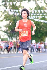 BIB: 20637
                            <button type="button" onclick="openModal(10913073)" class="btn btn-primary btn-sm float-right btn-popup" data-toggle="modal" data-target=".modal-high-quality">
                        <i class="fas fa-shopping-cart"></i> Add to Cart
                    </button>
                                            <button type="button" onclick="isThisMe(10913073, true)" class="btn btn-success btn-sm float-right btn-popup btn-isme hidden" data-toggle="tooltip" data-placement="bottom" title="นี่คือรูปของคุณใช่ไหม คลิกที่นี่เพื่อเอาเข้าอัลบั้ม">
                        <i class="fas fa-plus"></i> Add to album
                    </button>
                    <button type="button" onclick="isThisMe(10913073, false)" class="btn btn-warning btn-sm float-right btn-popup btn-isnotme hidden">
                        <i class="fas fa-ban"></i> Remove from album
                    </button>
