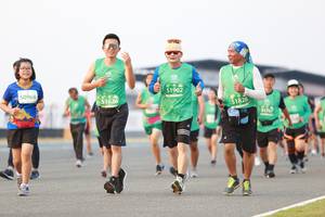 BIB: 50968, 51902, 51626, 51828
                            <button type="button" onclick="openModal(10549469)" class="btn btn-primary btn-sm float-right btn-popup" data-toggle="modal" data-target=".modal-high-quality">
                        <i class="fas fa-shopping-cart"></i> Add to Cart
                    </button>
                                            <button type="button" onclick="isThisMe(10549469, true)" class="btn btn-success btn-sm float-right btn-popup btn-isme hidden" data-toggle="tooltip" data-placement="bottom" title="นี่คือรูปของคุณใช่ไหม คลิกที่นี่เพื่อเอาเข้าอัลบั้ม">
                        <i class="fas fa-plus"></i> Add to album
                    </button>
                    <button type="button" onclick="isThisMe(10549469, false)" class="btn btn-warning btn-sm float-right btn-popup btn-isnotme hidden">
                        <i class="fas fa-ban"></i> Remove from album
                    </button>