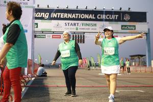 BIB: 2026, 26255, 2020, 53127, 53358
                            <button type="button" onclick="openModal(10530361)" class="btn btn-primary btn-sm float-right btn-popup" data-toggle="modal" data-target=".modal-high-quality">
                        <i class="fas fa-shopping-cart"></i> Add to Cart
                    </button>
                                            <button type="button" onclick="isThisMe(10530361, true)" class="btn btn-success btn-sm float-right btn-popup btn-isme hidden" data-toggle="tooltip" data-placement="bottom" title="นี่คือรูปของคุณใช่ไหม คลิกที่นี่เพื่อเอาเข้าอัลบั้ม">
                        <i class="fas fa-plus"></i> Add to album
                    </button>
                    <button type="button" onclick="isThisMe(10530361, false)" class="btn btn-warning btn-sm float-right btn-popup btn-isnotme hidden">
                        <i class="fas fa-ban"></i> Remove from album
                    </button>