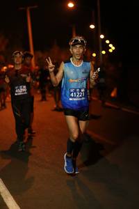 BIB: 2613, 51686, 51001
                            <button type="button" onclick="openModal(10565948)" class="btn btn-primary btn-sm float-right btn-popup" data-toggle="modal" data-target=".modal-high-quality">
                        <i class="fas fa-shopping-cart"></i> Add to Cart
                    </button>
                                            <button type="button" onclick="isThisMe(10565948, true)" class="btn btn-success btn-sm float-right btn-popup btn-isme hidden" data-toggle="tooltip" data-placement="bottom" title="นี่คือรูปของคุณใช่ไหม คลิกที่นี่เพื่อเอาเข้าอัลบั้ม">
                        <i class="fas fa-plus"></i> Add to album
                    </button>
                    <button type="button" onclick="isThisMe(10565948, false)" class="btn btn-warning btn-sm float-right btn-popup btn-isnotme hidden">
                        <i class="fas fa-ban"></i> Remove from album
                    </button>