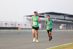 BIB: 0587, 1579
                            <button type="button" onclick="openModal(10542731)" class="btn btn-primary btn-sm float-right btn-popup" data-toggle="modal" data-target=".modal-high-quality">
                        <i class="fas fa-shopping-cart"></i> Add to Cart
                    </button>
                                            <button type="button" onclick="isThisMe(10542731, true)" class="btn btn-success btn-sm float-right btn-popup btn-isme hidden" data-toggle="tooltip" data-placement="bottom" title="นี่คือรูปของคุณใช่ไหม คลิกที่นี่เพื่อเอาเข้าอัลบั้ม">
                        <i class="fas fa-plus"></i> Add to album
                    </button>
                    <button type="button" onclick="isThisMe(10542731, false)" class="btn btn-warning btn-sm float-right btn-popup btn-isnotme hidden">
                        <i class="fas fa-ban"></i> Remove from album
                    </button>