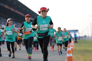 BIB: 52960, 5265, 52939
                            <button type="button" onclick="openModal(10529311)" class="btn btn-primary btn-sm float-right btn-popup" data-toggle="modal" data-target=".modal-high-quality">
                        <i class="fas fa-shopping-cart"></i> Add to Cart
                    </button>
                                            <button type="button" onclick="isThisMe(10529311, true)" class="btn btn-success btn-sm float-right btn-popup btn-isme hidden" data-toggle="tooltip" data-placement="bottom" title="นี่คือรูปของคุณใช่ไหม คลิกที่นี่เพื่อเอาเข้าอัลบั้ม">
                        <i class="fas fa-plus"></i> Add to album
                    </button>
                    <button type="button" onclick="isThisMe(10529311, false)" class="btn btn-warning btn-sm float-right btn-popup btn-isnotme hidden">
                        <i class="fas fa-ban"></i> Remove from album
                    </button>