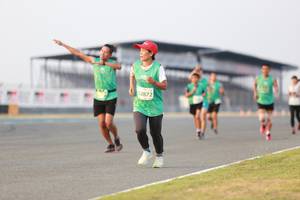 BIB: 52872
                            <button type="button" onclick="openModal(10543088)" class="btn btn-primary btn-sm float-right btn-popup" data-toggle="modal" data-target=".modal-high-quality">
                        <i class="fas fa-shopping-cart"></i> Add to Cart
                    </button>
                                            <button type="button" onclick="isThisMe(10543088, true)" class="btn btn-success btn-sm float-right btn-popup btn-isme hidden" data-toggle="tooltip" data-placement="bottom" title="นี่คือรูปของคุณใช่ไหม คลิกที่นี่เพื่อเอาเข้าอัลบั้ม">
                        <i class="fas fa-plus"></i> Add to album
                    </button>
                    <button type="button" onclick="isThisMe(10543088, false)" class="btn btn-warning btn-sm float-right btn-popup btn-isnotme hidden">
                        <i class="fas fa-ban"></i> Remove from album
                    </button>