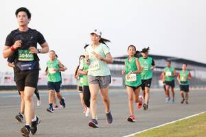 BIB: 50466, 50528, 277
                            <button type="button" onclick="openModal(10543795)" class="btn btn-primary btn-sm float-right btn-popup" data-toggle="modal" data-target=".modal-high-quality">
                        <i class="fas fa-shopping-cart"></i> Add to Cart
                    </button>
                                            <button type="button" onclick="isThisMe(10543795, true)" class="btn btn-success btn-sm float-right btn-popup btn-isme hidden" data-toggle="tooltip" data-placement="bottom" title="นี่คือรูปของคุณใช่ไหม คลิกที่นี่เพื่อเอาเข้าอัลบั้ม">
                        <i class="fas fa-plus"></i> Add to album
                    </button>
                    <button type="button" onclick="isThisMe(10543795, false)" class="btn btn-warning btn-sm float-right btn-popup btn-isnotme hidden">
                        <i class="fas fa-ban"></i> Remove from album
                    </button>