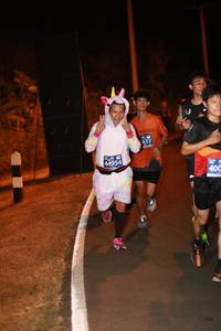 BIB: 83364, 1704, 50522
                            <button type="button" onclick="openModal(10550587)" class="btn btn-primary btn-sm float-right btn-popup" data-toggle="modal" data-target=".modal-high-quality">
                        <i class="fas fa-shopping-cart"></i> Add to Cart
                    </button>
                                            <button type="button" onclick="isThisMe(10550587, true)" class="btn btn-success btn-sm float-right btn-popup btn-isme hidden" data-toggle="tooltip" data-placement="bottom" title="นี่คือรูปของคุณใช่ไหม คลิกที่นี่เพื่อเอาเข้าอัลบั้ม">
                        <i class="fas fa-plus"></i> Add to album
                    </button>
                    <button type="button" onclick="isThisMe(10550587, false)" class="btn btn-warning btn-sm float-right btn-popup btn-isnotme hidden">
                        <i class="fas fa-ban"></i> Remove from album
                    </button>