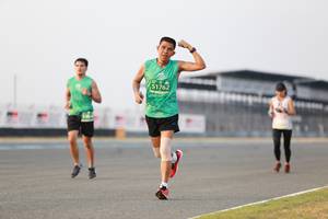 BIB: 51762
                            <button type="button" onclick="openModal(10543127)" class="btn btn-primary btn-sm float-right btn-popup" data-toggle="modal" data-target=".modal-high-quality">
                        <i class="fas fa-shopping-cart"></i> Add to Cart
                    </button>
                                            <button type="button" onclick="isThisMe(10543127, true)" class="btn btn-success btn-sm float-right btn-popup btn-isme hidden" data-toggle="tooltip" data-placement="bottom" title="นี่คือรูปของคุณใช่ไหม คลิกที่นี่เพื่อเอาเข้าอัลบั้ม">
                        <i class="fas fa-plus"></i> Add to album
                    </button>
                    <button type="button" onclick="isThisMe(10543127, false)" class="btn btn-warning btn-sm float-right btn-popup btn-isnotme hidden">
                        <i class="fas fa-ban"></i> Remove from album
                    </button>