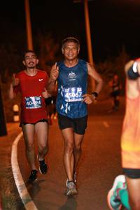 BIB: 0529, 2437
                            <button type="button" onclick="openModal(10547974)" class="btn btn-primary btn-sm float-right btn-popup" data-toggle="modal" data-target=".modal-high-quality">
                        <i class="fas fa-shopping-cart"></i> Add to Cart
                    </button>
                                            <button type="button" onclick="isThisMe(10547974, true)" class="btn btn-success btn-sm float-right btn-popup btn-isme hidden" data-toggle="tooltip" data-placement="bottom" title="นี่คือรูปของคุณใช่ไหม คลิกที่นี่เพื่อเอาเข้าอัลบั้ม">
                        <i class="fas fa-plus"></i> Add to album
                    </button>
                    <button type="button" onclick="isThisMe(10547974, false)" class="btn btn-warning btn-sm float-right btn-popup btn-isnotme hidden">
                        <i class="fas fa-ban"></i> Remove from album
                    </button>