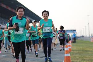 BIB: 53195, 733, 51592
                            <button type="button" onclick="openModal(10529386)" class="btn btn-primary btn-sm float-right btn-popup" data-toggle="modal" data-target=".modal-high-quality">
                        <i class="fas fa-shopping-cart"></i> Add to Cart
                    </button>
                                            <button type="button" onclick="isThisMe(10529386, true)" class="btn btn-success btn-sm float-right btn-popup btn-isme hidden" data-toggle="tooltip" data-placement="bottom" title="นี่คือรูปของคุณใช่ไหม คลิกที่นี่เพื่อเอาเข้าอัลบั้ม">
                        <i class="fas fa-plus"></i> Add to album
                    </button>
                    <button type="button" onclick="isThisMe(10529386, false)" class="btn btn-warning btn-sm float-right btn-popup btn-isnotme hidden">
                        <i class="fas fa-ban"></i> Remove from album
                    </button>