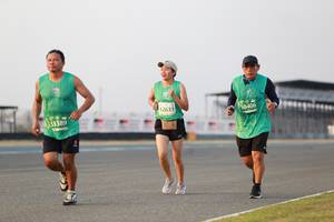 BIB: 52633, 50406, 53389, 
                            <button type="button" onclick="openModal(10543315)" class="btn btn-primary btn-sm float-right btn-popup" data-toggle="modal" data-target=".modal-high-quality">
                        <i class="fas fa-shopping-cart"></i> Add to Cart
                    </button>
                                            <button type="button" onclick="isThisMe(10543315, true)" class="btn btn-success btn-sm float-right btn-popup btn-isme hidden" data-toggle="tooltip" data-placement="bottom" title="นี่คือรูปของคุณใช่ไหม คลิกที่นี่เพื่อเอาเข้าอัลบั้ม">
                        <i class="fas fa-plus"></i> Add to album
                    </button>
                    <button type="button" onclick="isThisMe(10543315, false)" class="btn btn-warning btn-sm float-right btn-popup btn-isnotme hidden">
                        <i class="fas fa-ban"></i> Remove from album
                    </button>