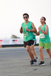 BIB: 1680, 2552
                            <button type="button" onclick="openModal(10547960)" class="btn btn-primary btn-sm float-right btn-popup" data-toggle="modal" data-target=".modal-high-quality">
                        <i class="fas fa-shopping-cart"></i> Add to Cart
                    </button>
                                            <button type="button" onclick="isThisMe(10547960, true)" class="btn btn-success btn-sm float-right btn-popup btn-isme hidden" data-toggle="tooltip" data-placement="bottom" title="นี่คือรูปของคุณใช่ไหม คลิกที่นี่เพื่อเอาเข้าอัลบั้ม">
                        <i class="fas fa-plus"></i> Add to album
                    </button>
                    <button type="button" onclick="isThisMe(10547960, false)" class="btn btn-warning btn-sm float-right btn-popup btn-isnotme hidden">
                        <i class="fas fa-ban"></i> Remove from album
                    </button>