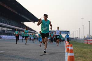 BIB: 51588
                            <button type="button" onclick="openModal(10529220)" class="btn btn-primary btn-sm float-right btn-popup" data-toggle="modal" data-target=".modal-high-quality">
                        <i class="fas fa-shopping-cart"></i> Add to Cart
                    </button>
                                            <button type="button" onclick="isThisMe(10529220, true)" class="btn btn-success btn-sm float-right btn-popup btn-isme hidden" data-toggle="tooltip" data-placement="bottom" title="นี่คือรูปของคุณใช่ไหม คลิกที่นี่เพื่อเอาเข้าอัลบั้ม">
                        <i class="fas fa-plus"></i> Add to album
                    </button>
                    <button type="button" onclick="isThisMe(10529220, false)" class="btn btn-warning btn-sm float-right btn-popup btn-isnotme hidden">
                        <i class="fas fa-ban"></i> Remove from album
                    </button>