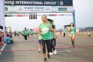 BIB: 2020, 51049, 52406
                            <button type="button" onclick="openModal(10566788)" class="btn btn-primary btn-sm float-right btn-popup" data-toggle="modal" data-target=".modal-high-quality">
                        <i class="fas fa-shopping-cart"></i> Add to Cart
                    </button>
                                            <button type="button" onclick="isThisMe(10566788, true)" class="btn btn-success btn-sm float-right btn-popup btn-isme hidden" data-toggle="tooltip" data-placement="bottom" title="นี่คือรูปของคุณใช่ไหม คลิกที่นี่เพื่อเอาเข้าอัลบั้ม">
                        <i class="fas fa-plus"></i> Add to album
                    </button>
                    <button type="button" onclick="isThisMe(10566788, false)" class="btn btn-warning btn-sm float-right btn-popup btn-isnotme hidden">
                        <i class="fas fa-ban"></i> Remove from album
                    </button>