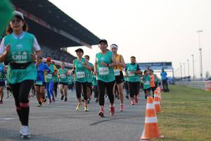 BIB: 52038, 1109, 624, 0578
                            <button type="button" onclick="openModal(10529267)" class="btn btn-primary btn-sm float-right btn-popup" data-toggle="modal" data-target=".modal-high-quality">
                        <i class="fas fa-shopping-cart"></i> Add to Cart
                    </button>
                                            <button type="button" onclick="isThisMe(10529267, true)" class="btn btn-success btn-sm float-right btn-popup btn-isme hidden" data-toggle="tooltip" data-placement="bottom" title="นี่คือรูปของคุณใช่ไหม คลิกที่นี่เพื่อเอาเข้าอัลบั้ม">
                        <i class="fas fa-plus"></i> Add to album
                    </button>
                    <button type="button" onclick="isThisMe(10529267, false)" class="btn btn-warning btn-sm float-right btn-popup btn-isnotme hidden">
                        <i class="fas fa-ban"></i> Remove from album
                    </button>