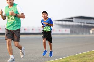 BIB: 51623, 70295
                            <button type="button" onclick="openModal(10542960)" class="btn btn-primary btn-sm float-right btn-popup" data-toggle="modal" data-target=".modal-high-quality">
                        <i class="fas fa-shopping-cart"></i> Add to Cart
                    </button>
                                            <button type="button" onclick="isThisMe(10542960, true)" class="btn btn-success btn-sm float-right btn-popup btn-isme hidden" data-toggle="tooltip" data-placement="bottom" title="นี่คือรูปของคุณใช่ไหม คลิกที่นี่เพื่อเอาเข้าอัลบั้ม">
                        <i class="fas fa-plus"></i> Add to album
                    </button>
                    <button type="button" onclick="isThisMe(10542960, false)" class="btn btn-warning btn-sm float-right btn-popup btn-isnotme hidden">
                        <i class="fas fa-ban"></i> Remove from album
                    </button>