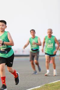 BIB: 035
                            <button type="button" onclick="openModal(10545281)" class="btn btn-primary btn-sm float-right btn-popup" data-toggle="modal" data-target=".modal-high-quality">
                        <i class="fas fa-shopping-cart"></i> Add to Cart
                    </button>
                                            <button type="button" onclick="isThisMe(10545281, true)" class="btn btn-success btn-sm float-right btn-popup btn-isme hidden" data-toggle="tooltip" data-placement="bottom" title="นี่คือรูปของคุณใช่ไหม คลิกที่นี่เพื่อเอาเข้าอัลบั้ม">
                        <i class="fas fa-plus"></i> Add to album
                    </button>
                    <button type="button" onclick="isThisMe(10545281, false)" class="btn btn-warning btn-sm float-right btn-popup btn-isnotme hidden">
                        <i class="fas fa-ban"></i> Remove from album
                    </button>