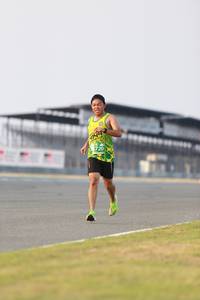 BIB: 720
                            <button type="button" onclick="openModal(10542273)" class="btn btn-primary btn-sm float-right btn-popup" data-toggle="modal" data-target=".modal-high-quality">
                        <i class="fas fa-shopping-cart"></i> Add to Cart
                    </button>
                                            <button type="button" onclick="isThisMe(10542273, true)" class="btn btn-success btn-sm float-right btn-popup btn-isme hidden" data-toggle="tooltip" data-placement="bottom" title="นี่คือรูปของคุณใช่ไหม คลิกที่นี่เพื่อเอาเข้าอัลบั้ม">
                        <i class="fas fa-plus"></i> Add to album
                    </button>
                    <button type="button" onclick="isThisMe(10542273, false)" class="btn btn-warning btn-sm float-right btn-popup btn-isnotme hidden">
                        <i class="fas fa-ban"></i> Remove from album
                    </button>