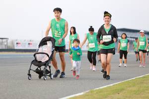 BIB: 50324, 50696, 059
                            <button type="button" onclick="openModal(10550889)" class="btn btn-primary btn-sm float-right btn-popup" data-toggle="modal" data-target=".modal-high-quality">
                        <i class="fas fa-shopping-cart"></i> Add to Cart
                    </button>
                                            <button type="button" onclick="isThisMe(10550889, true)" class="btn btn-success btn-sm float-right btn-popup btn-isme hidden" data-toggle="tooltip" data-placement="bottom" title="นี่คือรูปของคุณใช่ไหม คลิกที่นี่เพื่อเอาเข้าอัลบั้ม">
                        <i class="fas fa-plus"></i> Add to album
                    </button>
                    <button type="button" onclick="isThisMe(10550889, false)" class="btn btn-warning btn-sm float-right btn-popup btn-isnotme hidden">
                        <i class="fas fa-ban"></i> Remove from album
                    </button>