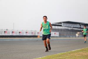 BIB: 51596
                            <button type="button" onclick="openModal(10542493)" class="btn btn-primary btn-sm float-right btn-popup" data-toggle="modal" data-target=".modal-high-quality">
                        <i class="fas fa-shopping-cart"></i> Add to Cart
                    </button>
                                            <button type="button" onclick="isThisMe(10542493, true)" class="btn btn-success btn-sm float-right btn-popup btn-isme hidden" data-toggle="tooltip" data-placement="bottom" title="นี่คือรูปของคุณใช่ไหม คลิกที่นี่เพื่อเอาเข้าอัลบั้ม">
                        <i class="fas fa-plus"></i> Add to album
                    </button>
                    <button type="button" onclick="isThisMe(10542493, false)" class="btn btn-warning btn-sm float-right btn-popup btn-isnotme hidden">
                        <i class="fas fa-ban"></i> Remove from album
                    </button>