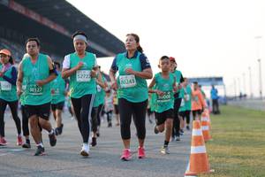 BIB: 52722, 80243, 2585, 50327, 008
                            <button type="button" onclick="openModal(10529296)" class="btn btn-primary btn-sm float-right btn-popup" data-toggle="modal" data-target=".modal-high-quality">
                        <i class="fas fa-shopping-cart"></i> Add to Cart
                    </button>
                                            <button type="button" onclick="isThisMe(10529296, true)" class="btn btn-success btn-sm float-right btn-popup btn-isme hidden" data-toggle="tooltip" data-placement="bottom" title="นี่คือรูปของคุณใช่ไหม คลิกที่นี่เพื่อเอาเข้าอัลบั้ม">
                        <i class="fas fa-plus"></i> Add to album
                    </button>
                    <button type="button" onclick="isThisMe(10529296, false)" class="btn btn-warning btn-sm float-right btn-popup btn-isnotme hidden">
                        <i class="fas fa-ban"></i> Remove from album
                    </button>