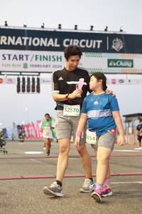 BIB: 2020, 52570, 854
                            <button type="button" onclick="openModal(10567900)" class="btn btn-primary btn-sm float-right btn-popup" data-toggle="modal" data-target=".modal-high-quality">
                        <i class="fas fa-shopping-cart"></i> Add to Cart
                    </button>
                                            <button type="button" onclick="isThisMe(10567900, true)" class="btn btn-success btn-sm float-right btn-popup btn-isme hidden" data-toggle="tooltip" data-placement="bottom" title="นี่คือรูปของคุณใช่ไหม คลิกที่นี่เพื่อเอาเข้าอัลบั้ม">
                        <i class="fas fa-plus"></i> Add to album
                    </button>
                    <button type="button" onclick="isThisMe(10567900, false)" class="btn btn-warning btn-sm float-right btn-popup btn-isnotme hidden">
                        <i class="fas fa-ban"></i> Remove from album
                    </button>