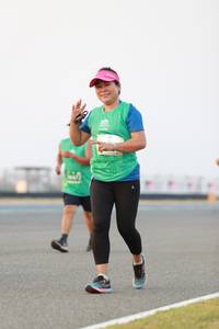 BIB: 1042
                            <button type="button" onclick="openModal(10551058)" class="btn btn-primary btn-sm float-right btn-popup" data-toggle="modal" data-target=".modal-high-quality">
                        <i class="fas fa-shopping-cart"></i> Add to Cart
                    </button>
                                            <button type="button" onclick="isThisMe(10551058, true)" class="btn btn-success btn-sm float-right btn-popup btn-isme hidden" data-toggle="tooltip" data-placement="bottom" title="นี่คือรูปของคุณใช่ไหม คลิกที่นี่เพื่อเอาเข้าอัลบั้ม">
                        <i class="fas fa-plus"></i> Add to album
                    </button>
                    <button type="button" onclick="isThisMe(10551058, false)" class="btn btn-warning btn-sm float-right btn-popup btn-isnotme hidden">
                        <i class="fas fa-ban"></i> Remove from album
                    </button>