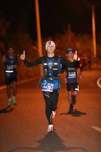 BIB: 1785
                            <button type="button" onclick="openModal(10543514)" class="btn btn-primary btn-sm float-right btn-popup" data-toggle="modal" data-target=".modal-high-quality">
                        <i class="fas fa-shopping-cart"></i> Add to Cart
                    </button>
                                            <button type="button" onclick="isThisMe(10543514, true)" class="btn btn-success btn-sm float-right btn-popup btn-isme hidden" data-toggle="tooltip" data-placement="bottom" title="นี่คือรูปของคุณใช่ไหม คลิกที่นี่เพื่อเอาเข้าอัลบั้ม">
                        <i class="fas fa-plus"></i> Add to album
                    </button>
                    <button type="button" onclick="isThisMe(10543514, false)" class="btn btn-warning btn-sm float-right btn-popup btn-isnotme hidden">
                        <i class="fas fa-ban"></i> Remove from album
                    </button>