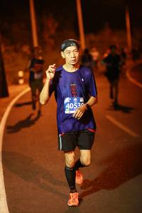 BIB: 40530
                            <button type="button" onclick="openModal(12103433)" class="btn btn-primary btn-sm float-right btn-popup" data-toggle="modal" data-target=".modal-high-quality">
                        <i class="fas fa-shopping-cart"></i> Add to Cart
                    </button>
                                            <button type="button" onclick="isThisMe(12103433, true)" class="btn btn-success btn-sm float-right btn-popup btn-isme hidden" data-toggle="tooltip" data-placement="bottom" title="นี่คือรูปของคุณใช่ไหม คลิกที่นี่เพื่อเอาเข้าอัลบั้ม">
                        <i class="fas fa-plus"></i> Add to album
                    </button>
                    <button type="button" onclick="isThisMe(12103433, false)" class="btn btn-warning btn-sm float-right btn-popup btn-isnotme hidden">
                        <i class="fas fa-ban"></i> Remove from album
                    </button>
