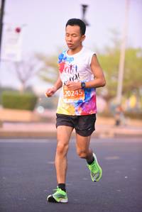 BIB: 20245
                            <button type="button" onclick="openModal(10929534)" class="btn btn-primary btn-sm float-right btn-popup" data-toggle="modal" data-target=".modal-high-quality">
                        <i class="fas fa-shopping-cart"></i> Add to Cart
                    </button>
                                            <button type="button" onclick="isThisMe(10929534, true)" class="btn btn-success btn-sm float-right btn-popup btn-isme hidden" data-toggle="tooltip" data-placement="bottom" title="นี่คือรูปของคุณใช่ไหม คลิกที่นี่เพื่อเอาเข้าอัลบั้ม">
                        <i class="fas fa-plus"></i> Add to album
                    </button>
                    <button type="button" onclick="isThisMe(10929534, false)" class="btn btn-warning btn-sm float-right btn-popup btn-isnotme hidden">
                        <i class="fas fa-ban"></i> Remove from album
                    </button>