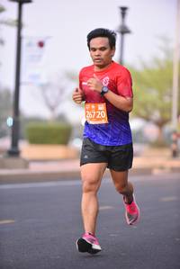 BIB: 267
                            <button type="button" onclick="openModal(10930304)" class="btn btn-primary btn-sm float-right btn-popup" data-toggle="modal" data-target=".modal-high-quality">
                        <i class="fas fa-shopping-cart"></i> Add to Cart
                    </button>
                                            <button type="button" onclick="isThisMe(10930304, true)" class="btn btn-success btn-sm float-right btn-popup btn-isme hidden" data-toggle="tooltip" data-placement="bottom" title="นี่คือรูปของคุณใช่ไหม คลิกที่นี่เพื่อเอาเข้าอัลบั้ม">
                        <i class="fas fa-plus"></i> Add to album
                    </button>
                    <button type="button" onclick="isThisMe(10930304, false)" class="btn btn-warning btn-sm float-right btn-popup btn-isnotme hidden">
                        <i class="fas fa-ban"></i> Remove from album
                    </button>