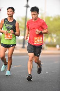 BIB: 25781, 27898
                            <button type="button" onclick="openModal(10933475)" class="btn btn-primary btn-sm float-right btn-popup" data-toggle="modal" data-target=".modal-high-quality">
                        <i class="fas fa-shopping-cart"></i> Add to Cart
                    </button>
                                            <button type="button" onclick="isThisMe(10933475, true)" class="btn btn-success btn-sm float-right btn-popup btn-isme hidden" data-toggle="tooltip" data-placement="bottom" title="นี่คือรูปของคุณใช่ไหม คลิกที่นี่เพื่อเอาเข้าอัลบั้ม">
                        <i class="fas fa-plus"></i> Add to album
                    </button>
                    <button type="button" onclick="isThisMe(10933475, false)" class="btn btn-warning btn-sm float-right btn-popup btn-isnotme hidden">
                        <i class="fas fa-ban"></i> Remove from album
                    </button>
