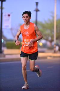BIB: 204
                            <button type="button" onclick="openModal(10927382)" class="btn btn-primary btn-sm float-right btn-popup" data-toggle="modal" data-target=".modal-high-quality">
                        <i class="fas fa-shopping-cart"></i> Add to Cart
                    </button>
                                            <button type="button" onclick="isThisMe(10927382, true)" class="btn btn-success btn-sm float-right btn-popup btn-isme hidden" data-toggle="tooltip" data-placement="bottom" title="นี่คือรูปของคุณใช่ไหม คลิกที่นี่เพื่อเอาเข้าอัลบั้ม">
                        <i class="fas fa-plus"></i> Add to album
                    </button>
                    <button type="button" onclick="isThisMe(10927382, false)" class="btn btn-warning btn-sm float-right btn-popup btn-isnotme hidden">
                        <i class="fas fa-ban"></i> Remove from album
                    </button>