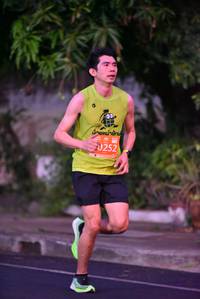 BIB: 252
                            <button type="button" onclick="openModal(10927262)" class="btn btn-primary btn-sm float-right btn-popup" data-toggle="modal" data-target=".modal-high-quality">
                        <i class="fas fa-shopping-cart"></i> Add to Cart
                    </button>
                                            <button type="button" onclick="isThisMe(10927262, true)" class="btn btn-success btn-sm float-right btn-popup btn-isme hidden" data-toggle="tooltip" data-placement="bottom" title="นี่คือรูปของคุณใช่ไหม คลิกที่นี่เพื่อเอาเข้าอัลบั้ม">
                        <i class="fas fa-plus"></i> Add to album
                    </button>
                    <button type="button" onclick="isThisMe(10927262, false)" class="btn btn-warning btn-sm float-right btn-popup btn-isnotme hidden">
                        <i class="fas fa-ban"></i> Remove from album
                    </button>
