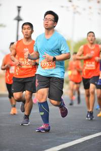 BIB: 075, 27526
                            <button type="button" onclick="openModal(10938990)" class="btn btn-primary btn-sm float-right btn-popup" data-toggle="modal" data-target=".modal-high-quality">
                        <i class="fas fa-shopping-cart"></i> Add to Cart
                    </button>
                                            <button type="button" onclick="isThisMe(10938990, true)" class="btn btn-success btn-sm float-right btn-popup btn-isme hidden" data-toggle="tooltip" data-placement="bottom" title="นี่คือรูปของคุณใช่ไหม คลิกที่นี่เพื่อเอาเข้าอัลบั้ม">
                        <i class="fas fa-plus"></i> Add to album
                    </button>
                    <button type="button" onclick="isThisMe(10938990, false)" class="btn btn-warning btn-sm float-right btn-popup btn-isnotme hidden">
                        <i class="fas fa-ban"></i> Remove from album
                    </button>