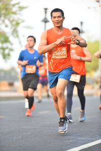 BIB: 25609
                            <button type="button" onclick="openModal(10898301)" class="btn btn-primary btn-sm float-right btn-popup" data-toggle="modal" data-target=".modal-high-quality">
                        <i class="fas fa-shopping-cart"></i> Add to Cart
                    </button>
                                            <button type="button" onclick="isThisMe(10898301, true)" class="btn btn-success btn-sm float-right btn-popup btn-isme hidden" data-toggle="tooltip" data-placement="bottom" title="นี่คือรูปของคุณใช่ไหม คลิกที่นี่เพื่อเอาเข้าอัลบั้ม">
                        <i class="fas fa-plus"></i> Add to album
                    </button>
                    <button type="button" onclick="isThisMe(10898301, false)" class="btn btn-warning btn-sm float-right btn-popup btn-isnotme hidden">
                        <i class="fas fa-ban"></i> Remove from album
                    </button>