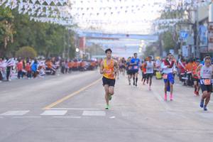 BIB: 0193, 207
                            <button type="button" onclick="openModal(10781303)" class="btn btn-primary btn-sm float-right btn-popup" data-toggle="modal" data-target=".modal-high-quality">
                        <i class="fas fa-shopping-cart"></i> Add to Cart
                    </button>
                                            <button type="button" onclick="isThisMe(10781303, true)" class="btn btn-success btn-sm float-right btn-popup btn-isme hidden" data-toggle="tooltip" data-placement="bottom" title="นี่คือรูปของคุณใช่ไหม คลิกที่นี่เพื่อเอาเข้าอัลบั้ม">
                        <i class="fas fa-plus"></i> Add to album
                    </button>
                    <button type="button" onclick="isThisMe(10781303, false)" class="btn btn-warning btn-sm float-right btn-popup btn-isnotme hidden">
                        <i class="fas fa-ban"></i> Remove from album
                    </button>